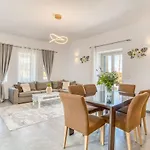Villa Elena Paros