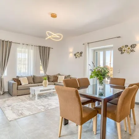 Villa Elena Paros