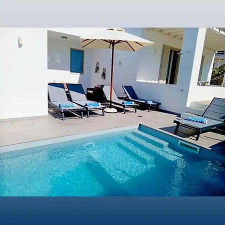 Elena Paros * Paraspori (Paros)